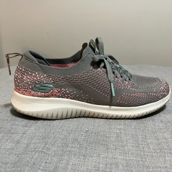 Women's size 8 Sketchers - Picture 15 of 17